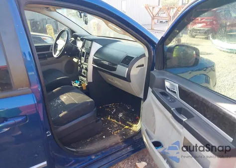 2010 Dodge Grand Caravan Sxt из США, поврежденный, VIN 2D4RN5DX8AR146931